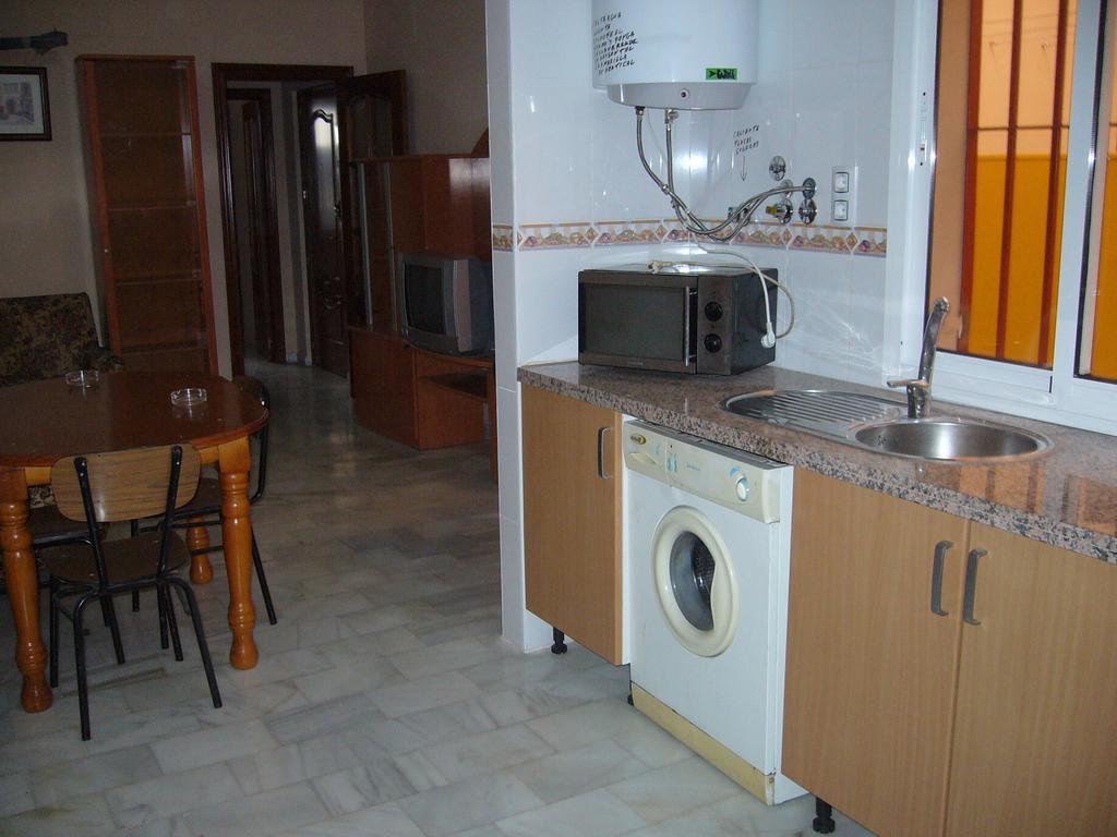 Apartamentos Alamare Siviglia Camera foto